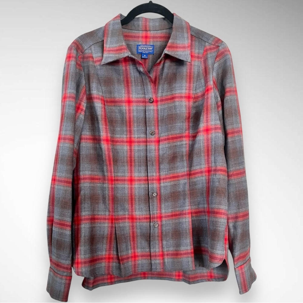 PENDLETON Men's Gray And Red Plaid Virgin Wool Button Down Shirt Medium | EUC